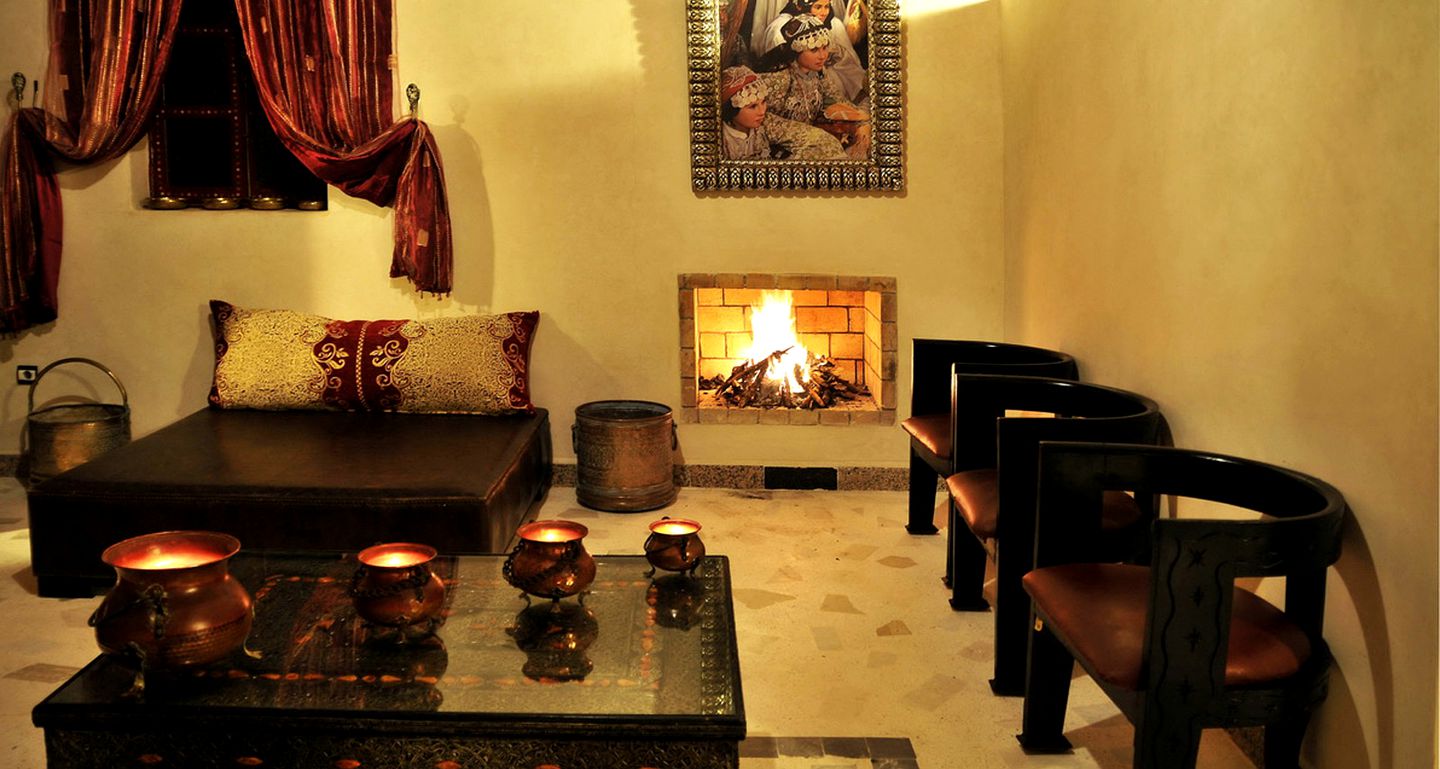 Romantic Room Rental with a Pool near Marrakesh, Morocco