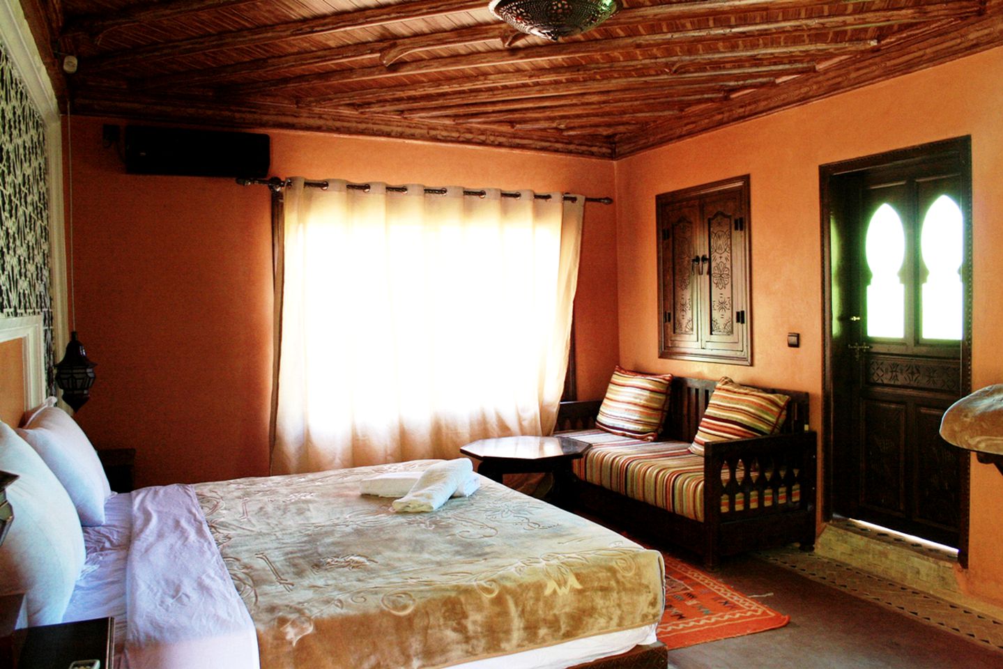 Unique Weekend Getaway with Traditional Breakfast near Ouanoukrim Mountain, Morocco