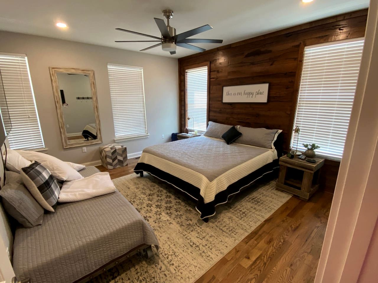 Incredible Spacious Vacation Rental with Amazing Games, Surrounded by ATV Trails for an Unforgettable Outdoor Adventure near Huntsville, Tennessee