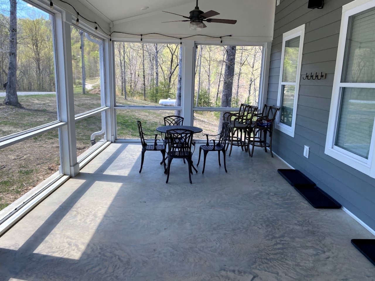 Incredible Spacious Vacation Rental with Amazing Games, Surrounded by ATV Trails for an Unforgettable Outdoor Adventure near Huntsville, Tennessee