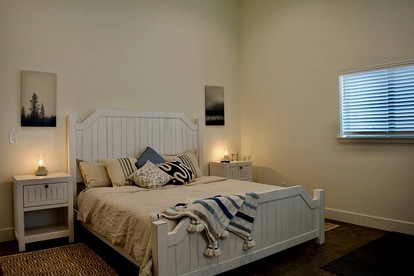 undefined photo 4
