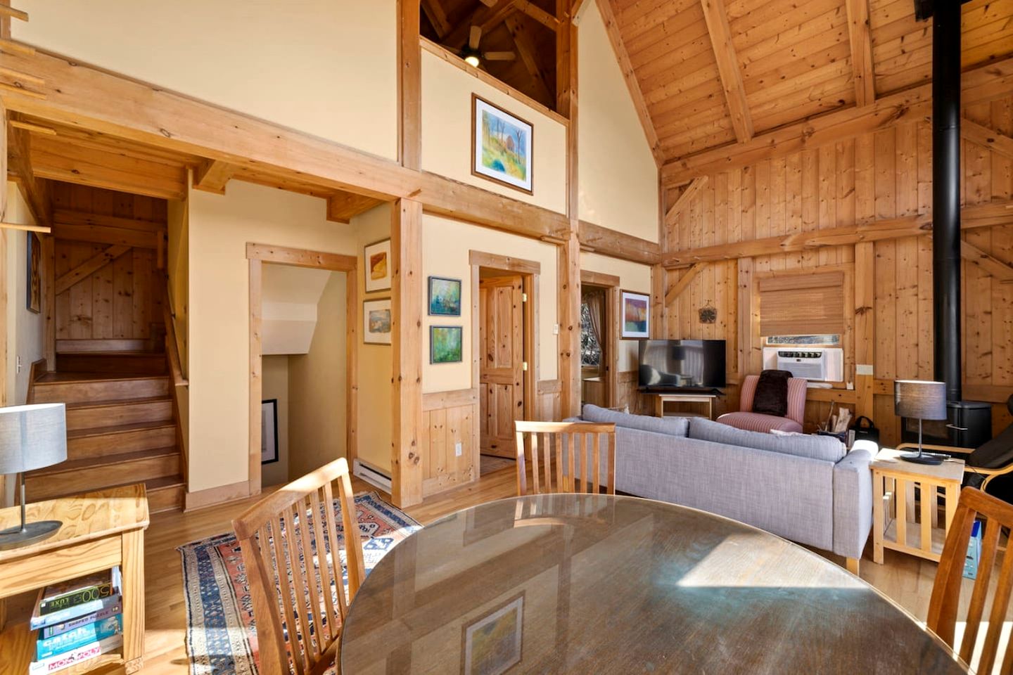 Outstanding Secluded Cabin Nestled Between Trees in Swannanoa, North Carolina