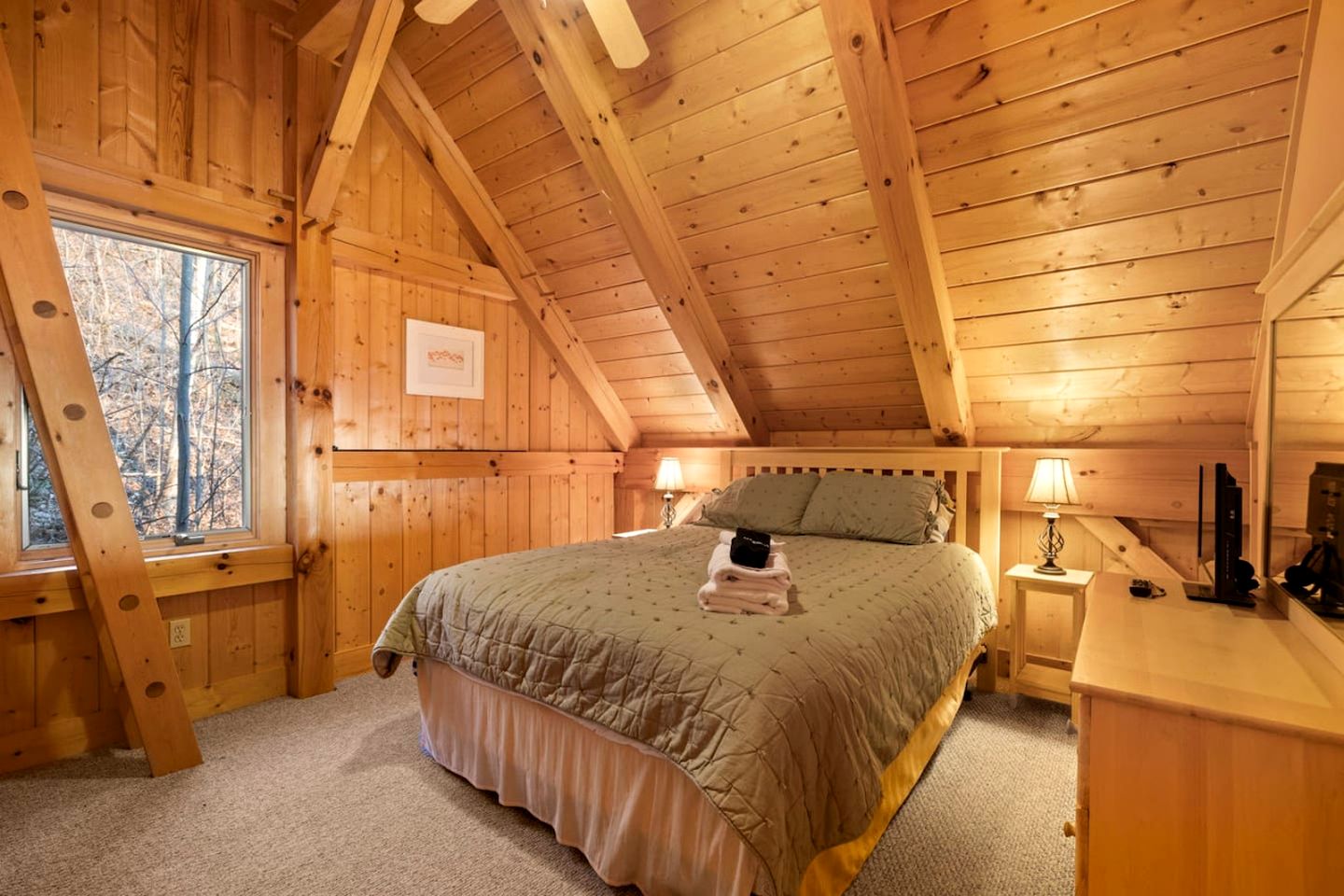 Outstanding Secluded Cabin Nestled Between Trees in Swannanoa, North Carolina