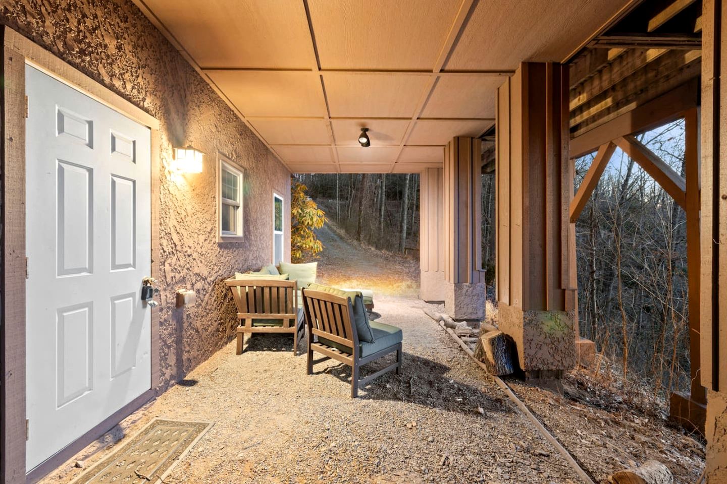 Outstanding Secluded Cabin Nestled Between Trees in Swannanoa, North Carolina