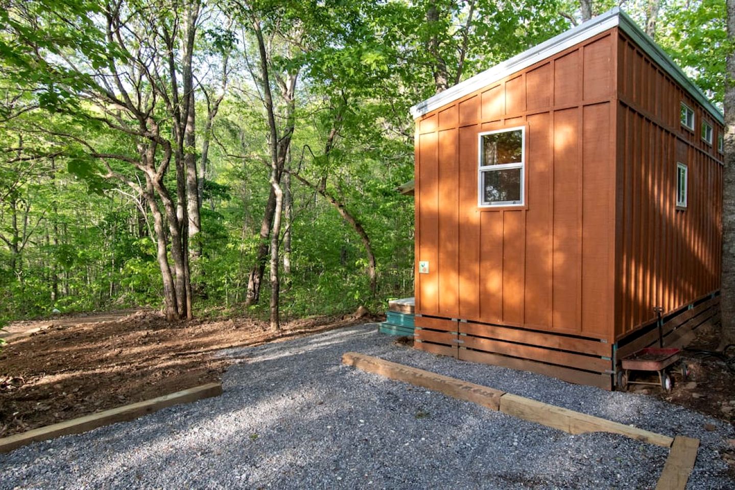 Splendid Tiny House with Picnic Space and Views in North Carolina