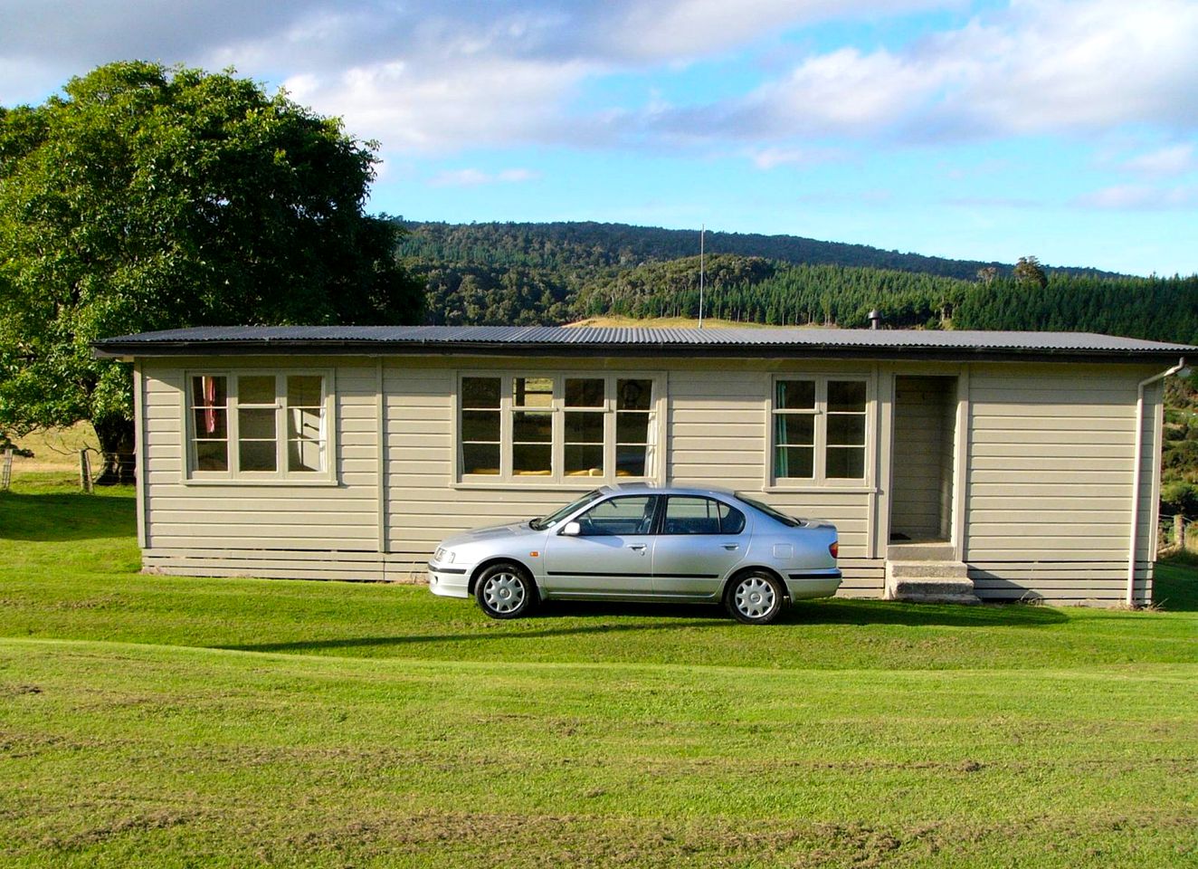 Farm Cottage Rental for a Holiday near Catlins Forest State Park, South Island