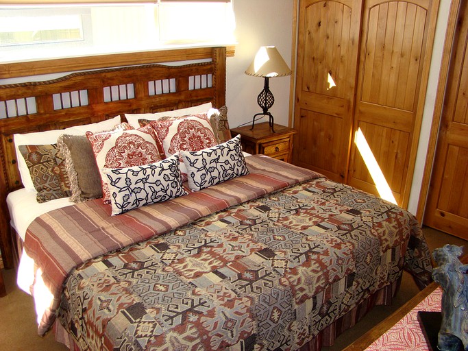 Vacation Rentals (Taos Ski Valley, New Mexico, United States)