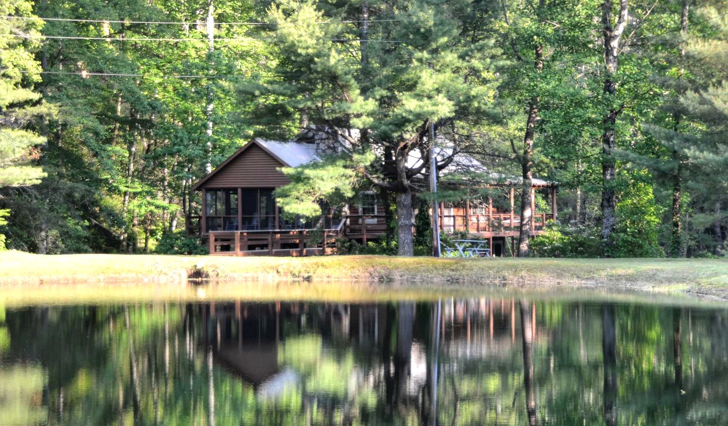 Experience Glamping Bliss in this Fully-Equipped Cabin in North Carolina