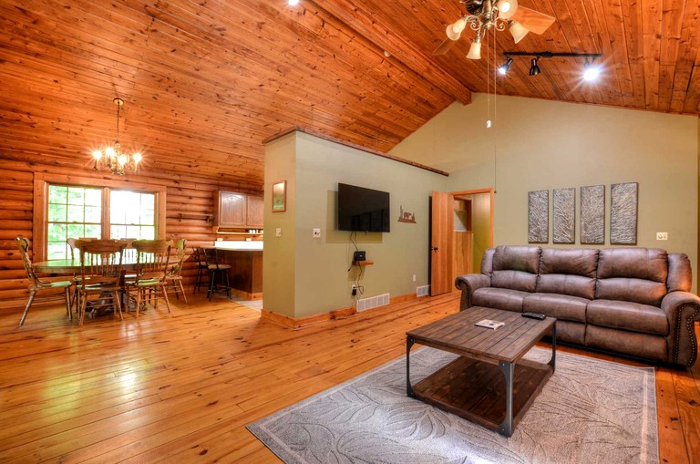 Cabins (United States of America, Whittier, North Carolina)