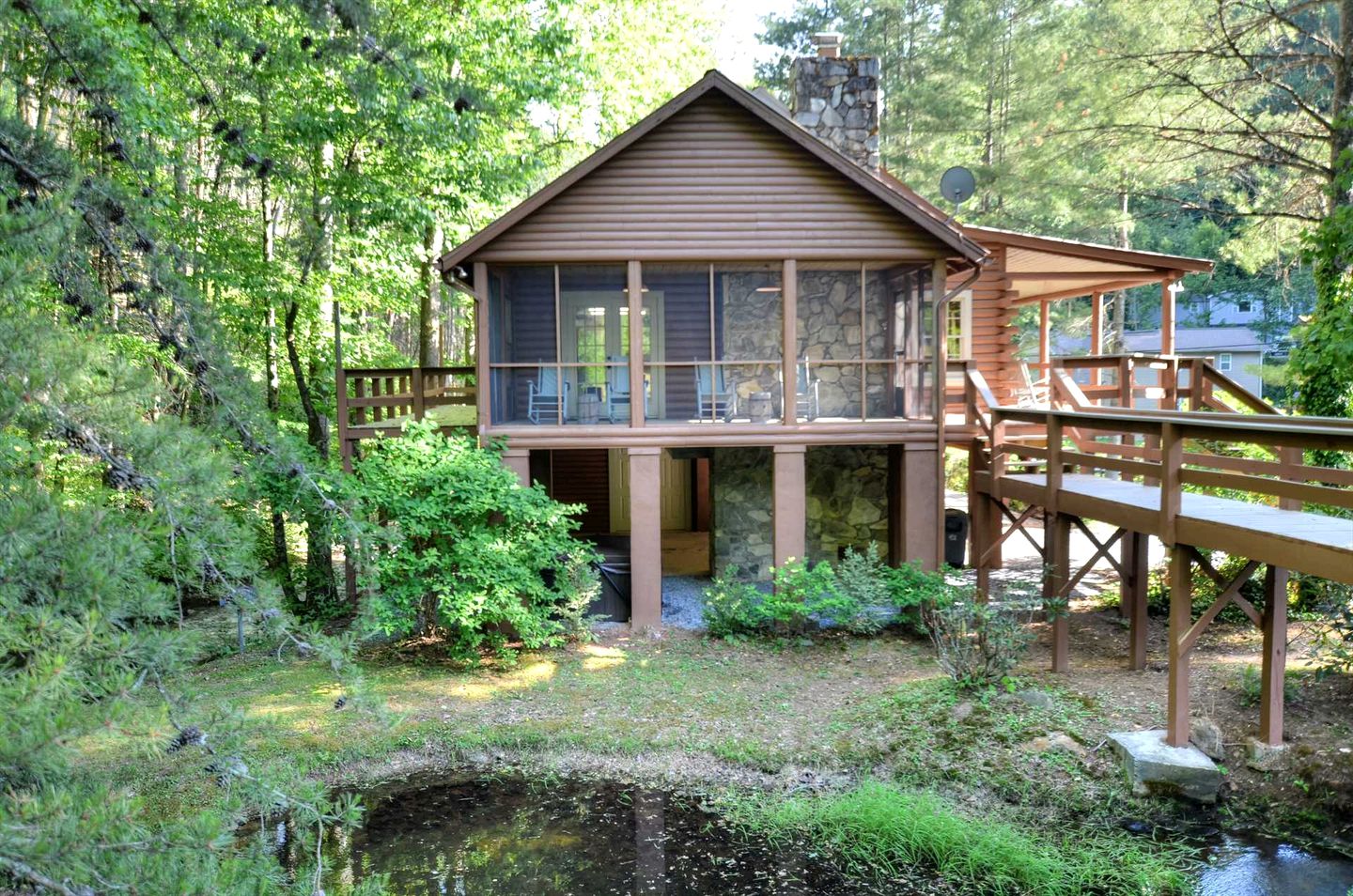 Experience Glamping Bliss in this Fully-Equipped Cabin in North Carolina