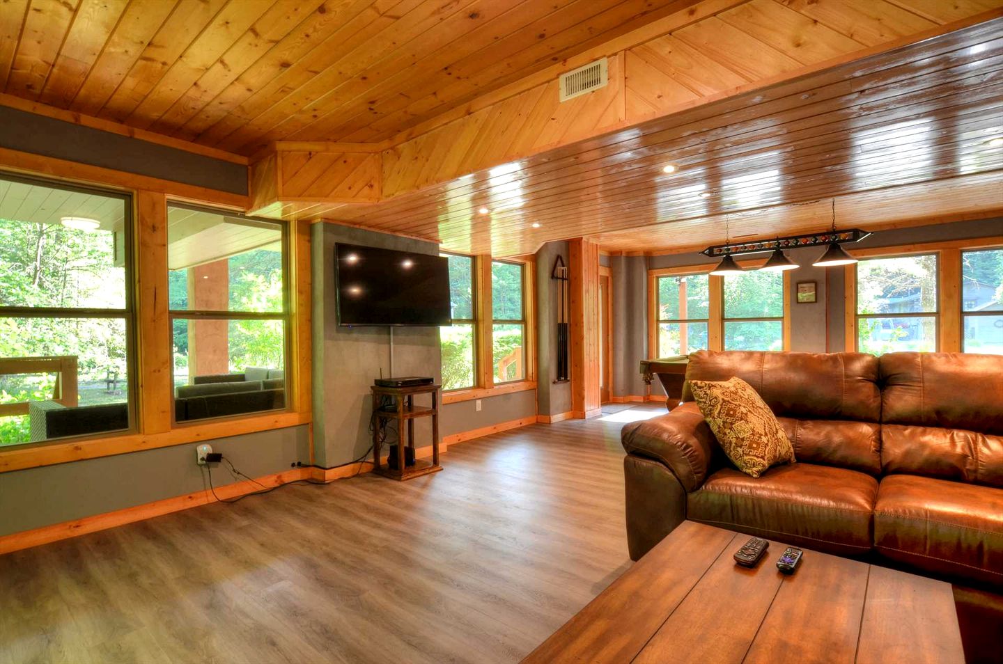Experience Glamping Bliss in this Fully-Equipped Cabin in North Carolina