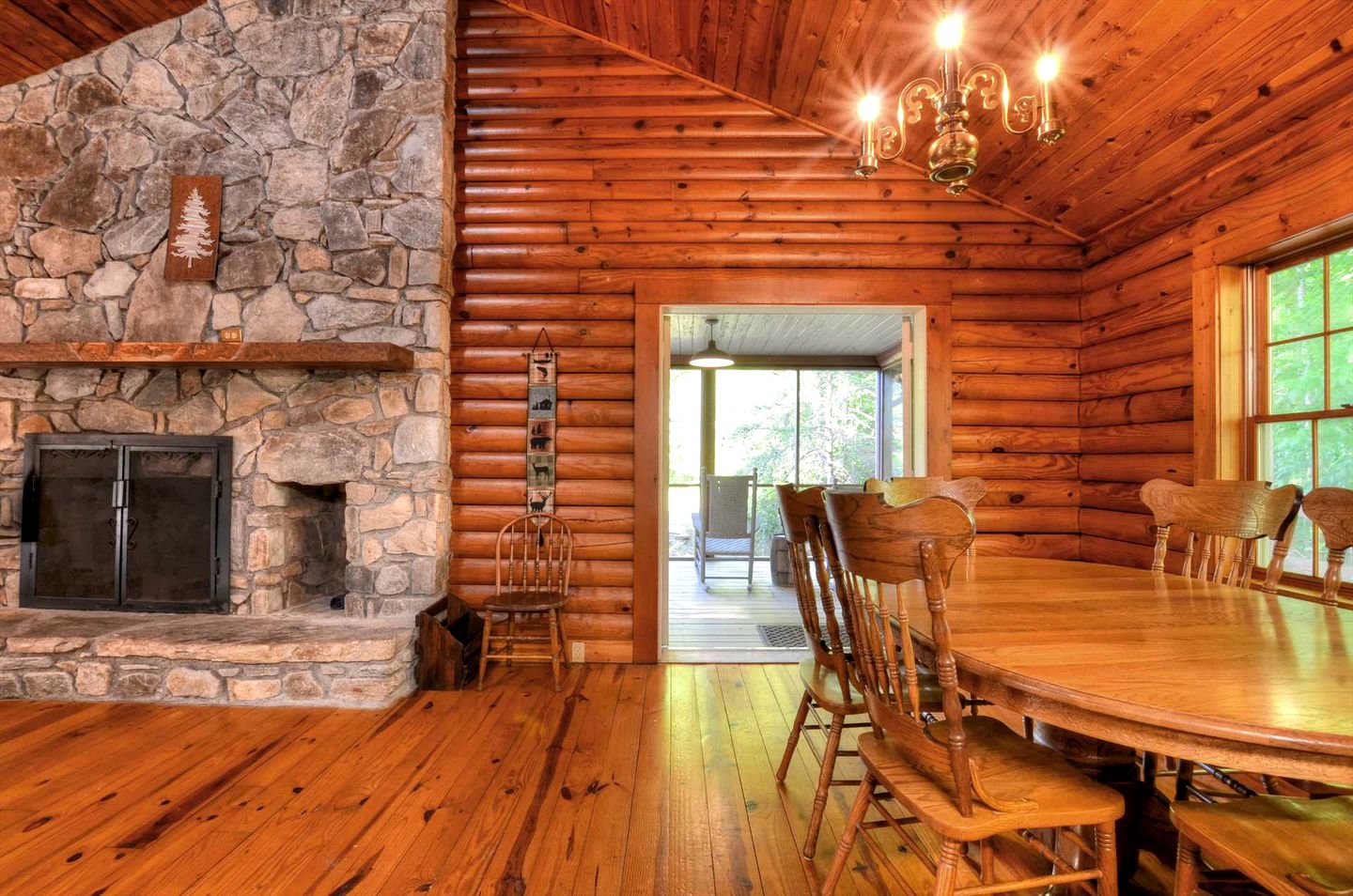 Experience Glamping Bliss in this Fully-Equipped Cabin in North Carolina