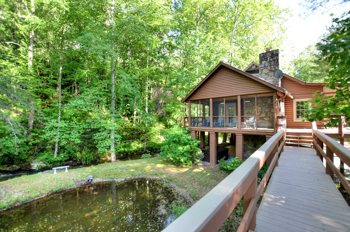 Experience Glamping Bliss in this Fully-Equipped Cabin in North Carolina