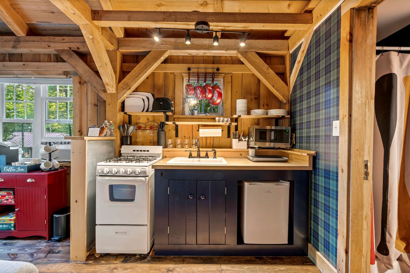 Private Nature Retreat – Quiet, Cozy, and Unplugged in Bethel, Maine