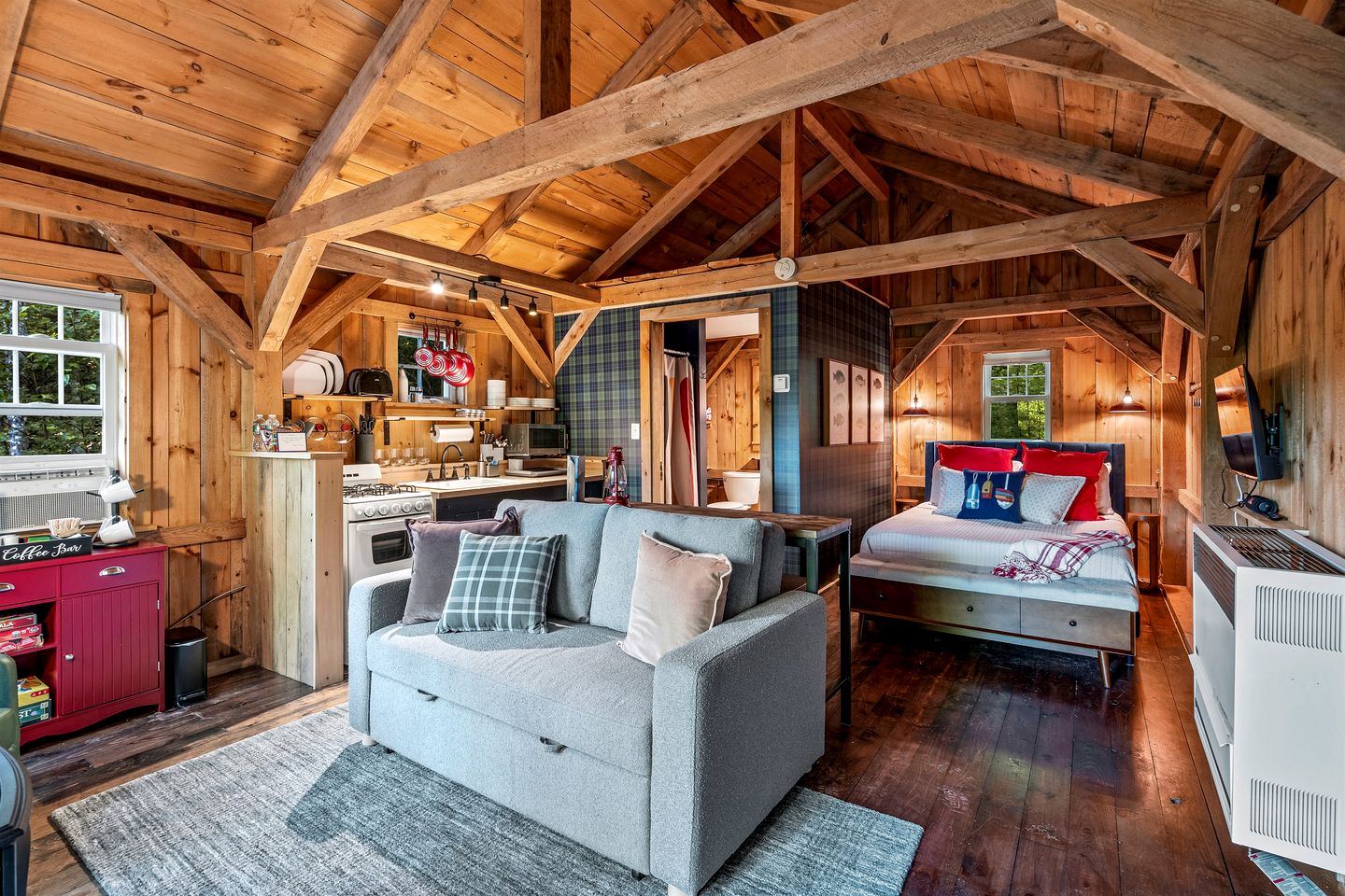 Private Nature Retreat – Quiet, Cozy, and Unplugged in Bethel, Maine