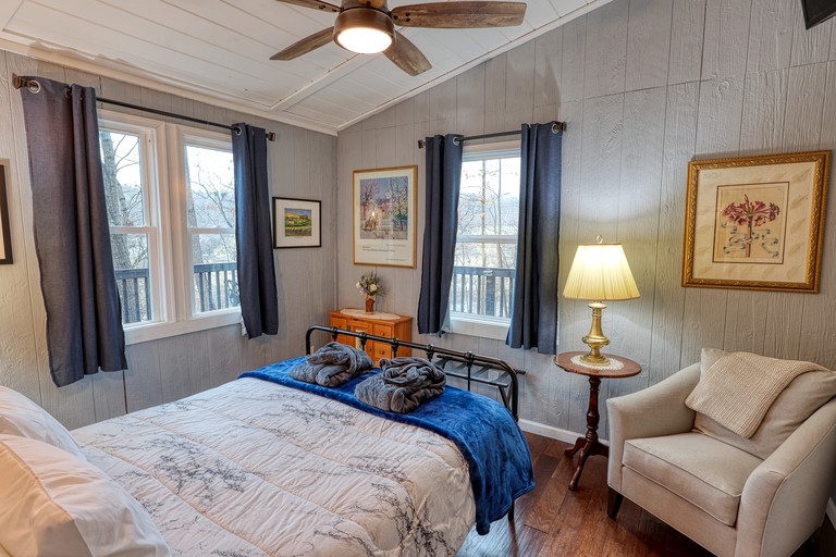 Vacation Rentals (United States of America, Maurertown, Virginia)
