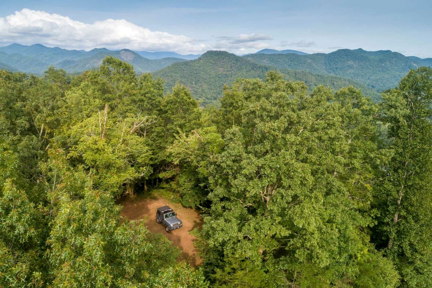 Incredible Yurt Placed in a Privileged Area in Cullowhee, North Carolina