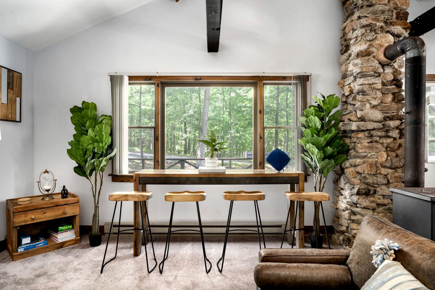 River Access Cabin with Hot Tub, Fire Pit and Kayaks for the Perfect Getaway in Rock Gap, WV