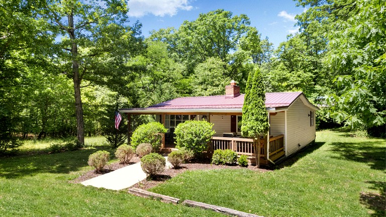 Cabins (United States of America, Luray, Virginia)