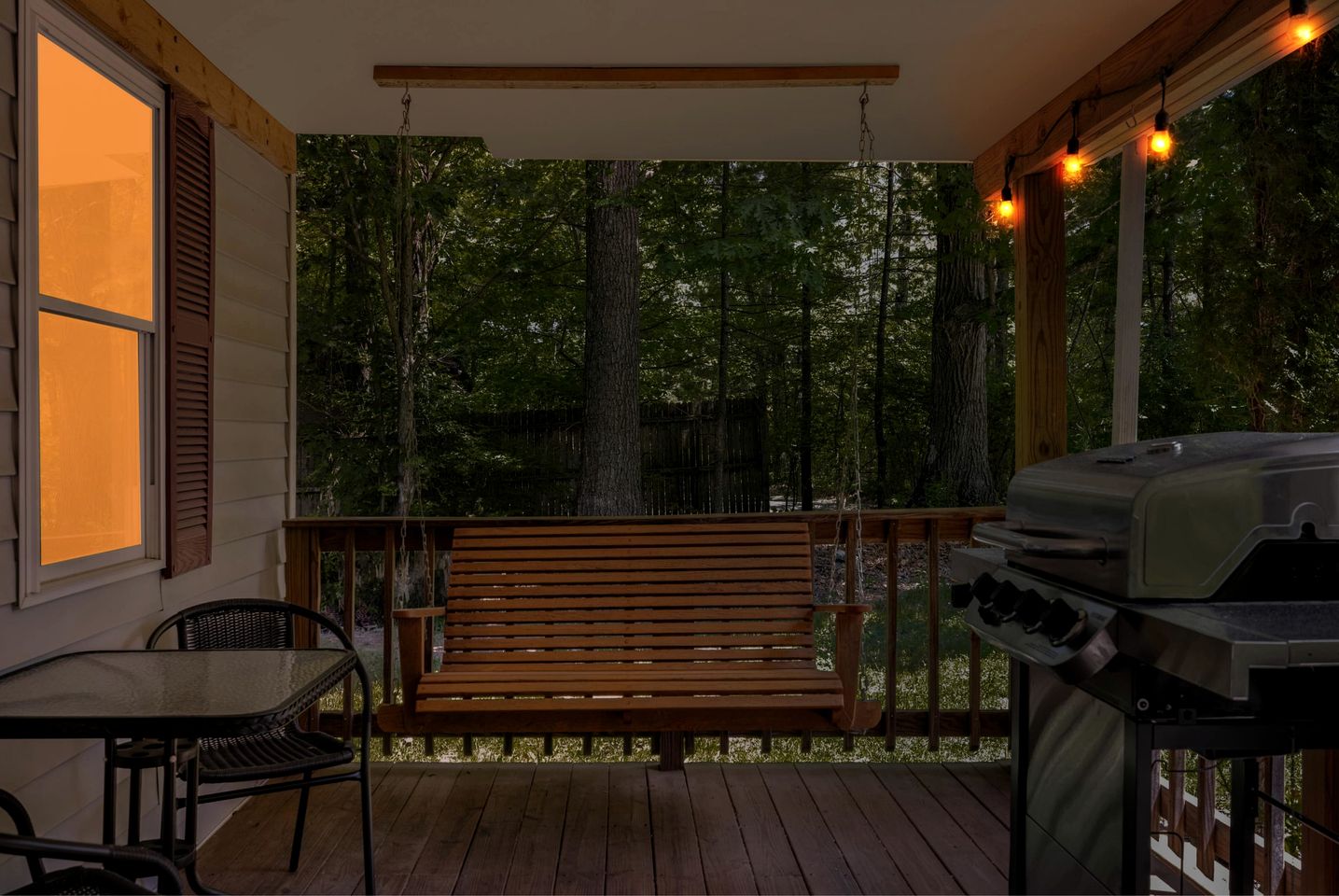 Beautiful Cabin with Fire Pit and Foosball in Luray, Virginia