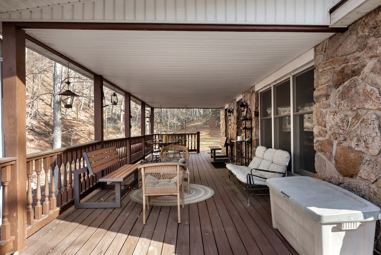 Vacation Rentals (United States of America, Great Cacapon, West Virginia)