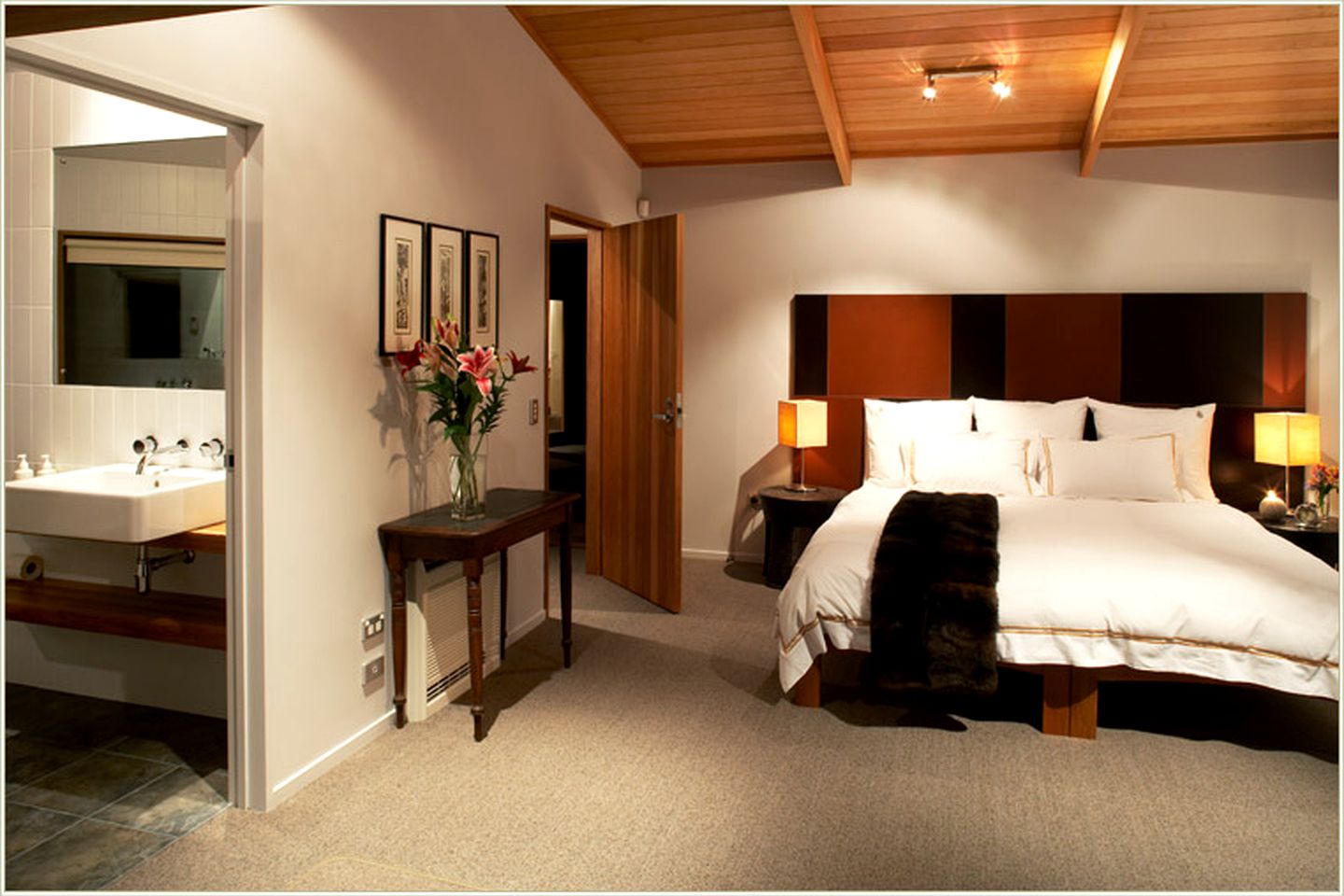 Romantic Getaway with Luxury Amenities near Taupo in New Zealand