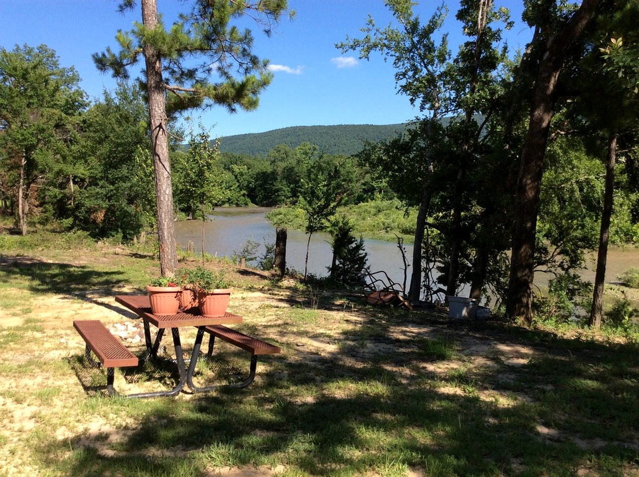 Lovely Vacation Rental Perfect for a Fishing Getaway on the Kiamichi River in Oklahoma