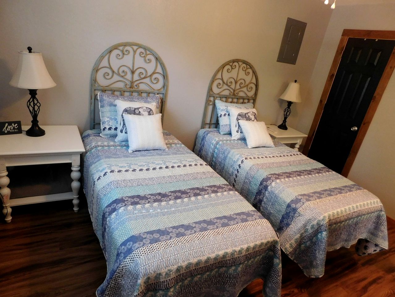 Charming Vacation Rental for a Riverfront Getaway near Lake Sardis, Oklahoma