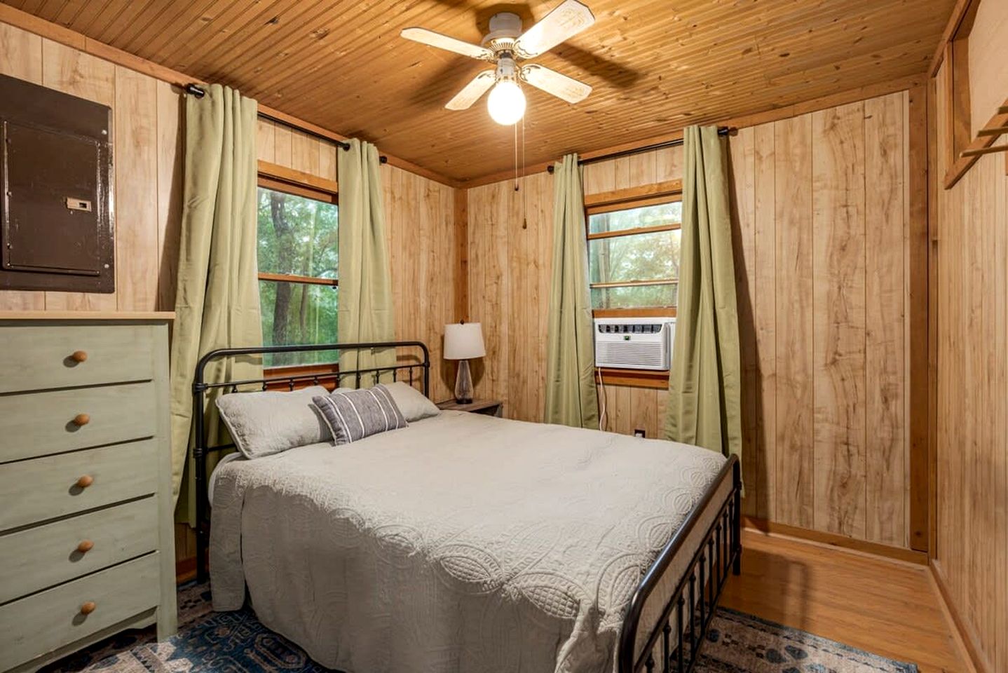 Private River Cabin with Hot Tub, Fire Pit, Screened Porch Loaded with Kayaks and Fun Games - Perfect for Your Great Cacapon, WV Adventure