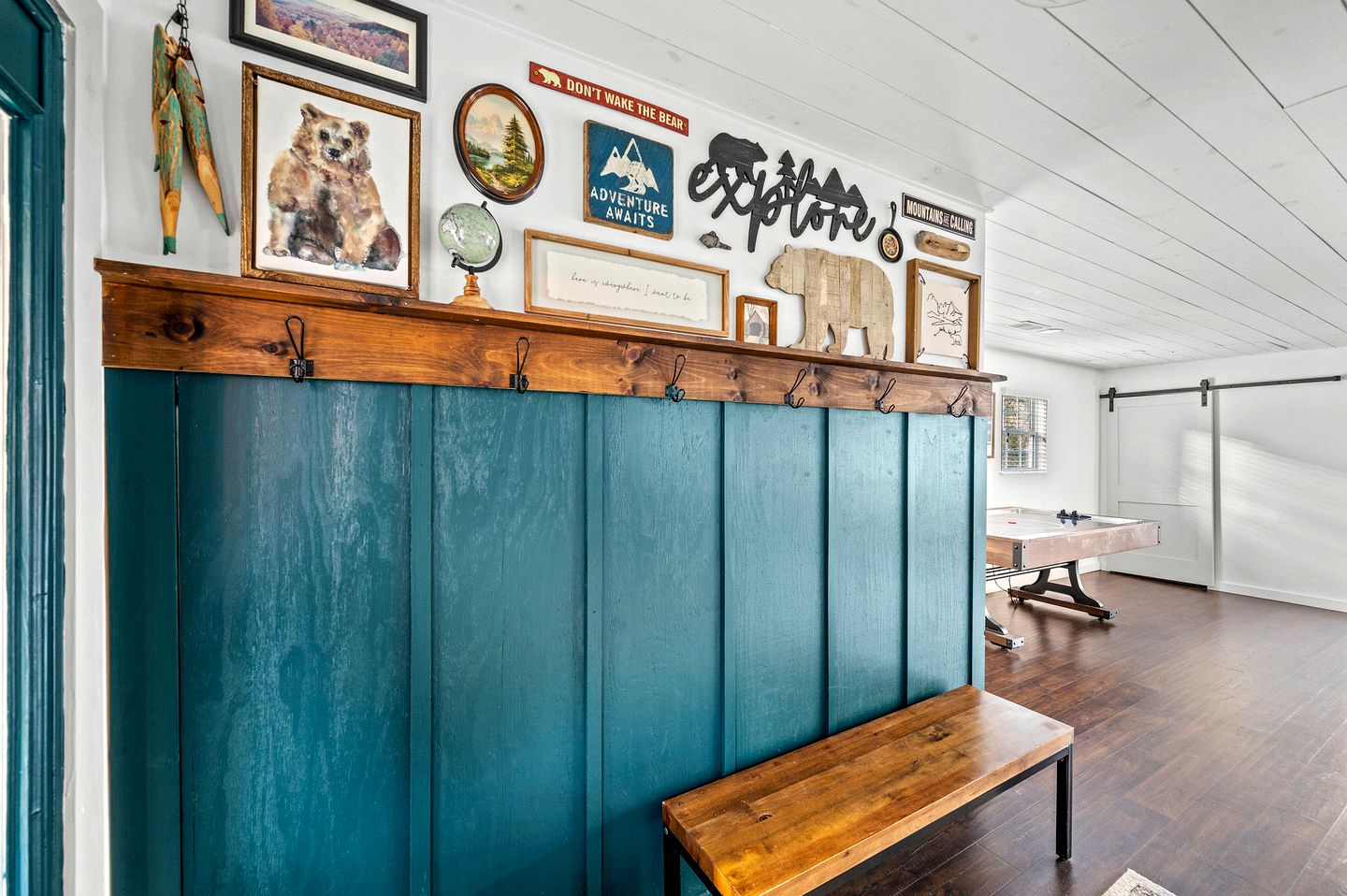 Exclusive Family Retreat: Luxury Rental with Little Pigeon River Views in Tennessee