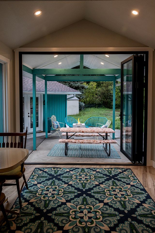 Luxury Riverfront Geodesic Dome with Game Room near Red Rocks, Bailey Colorado