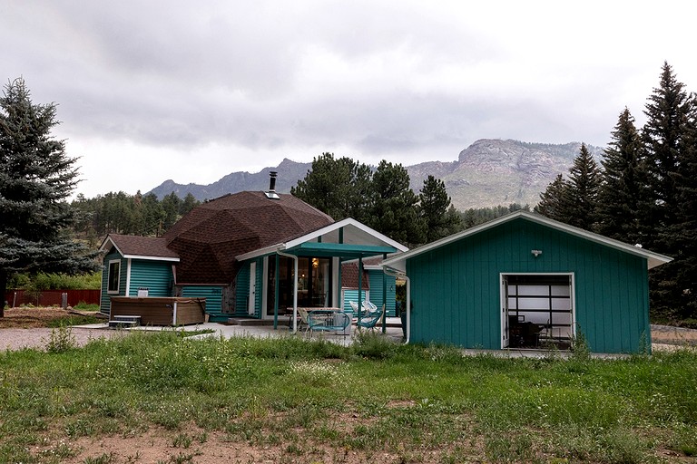 Domes (United States of America, Bailey, Colorado)