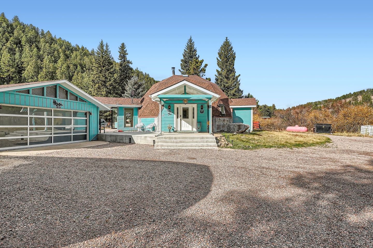 Luxury Riverfront Geodesic Dome with Game Room near Red Rocks, Bailey Colorado