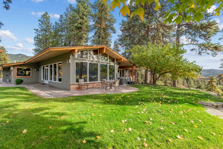 Cabins (United States of America, Leavenworth, Washington)