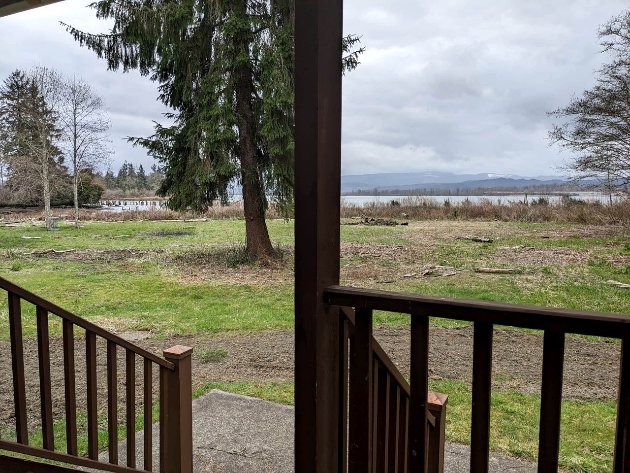 Nature Escape by the Columbia River: Charming Cabin in Skamokawa, Washington