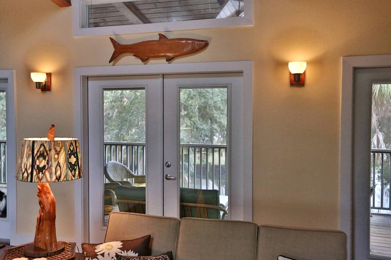 Cabins (Crystal River, Florida, United States)