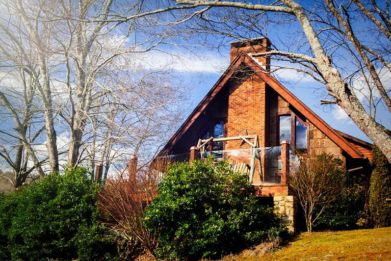 Luxury Cottage Ranch with Hot-Tub, Theater and Pool Table in Watauga County, North Carolina