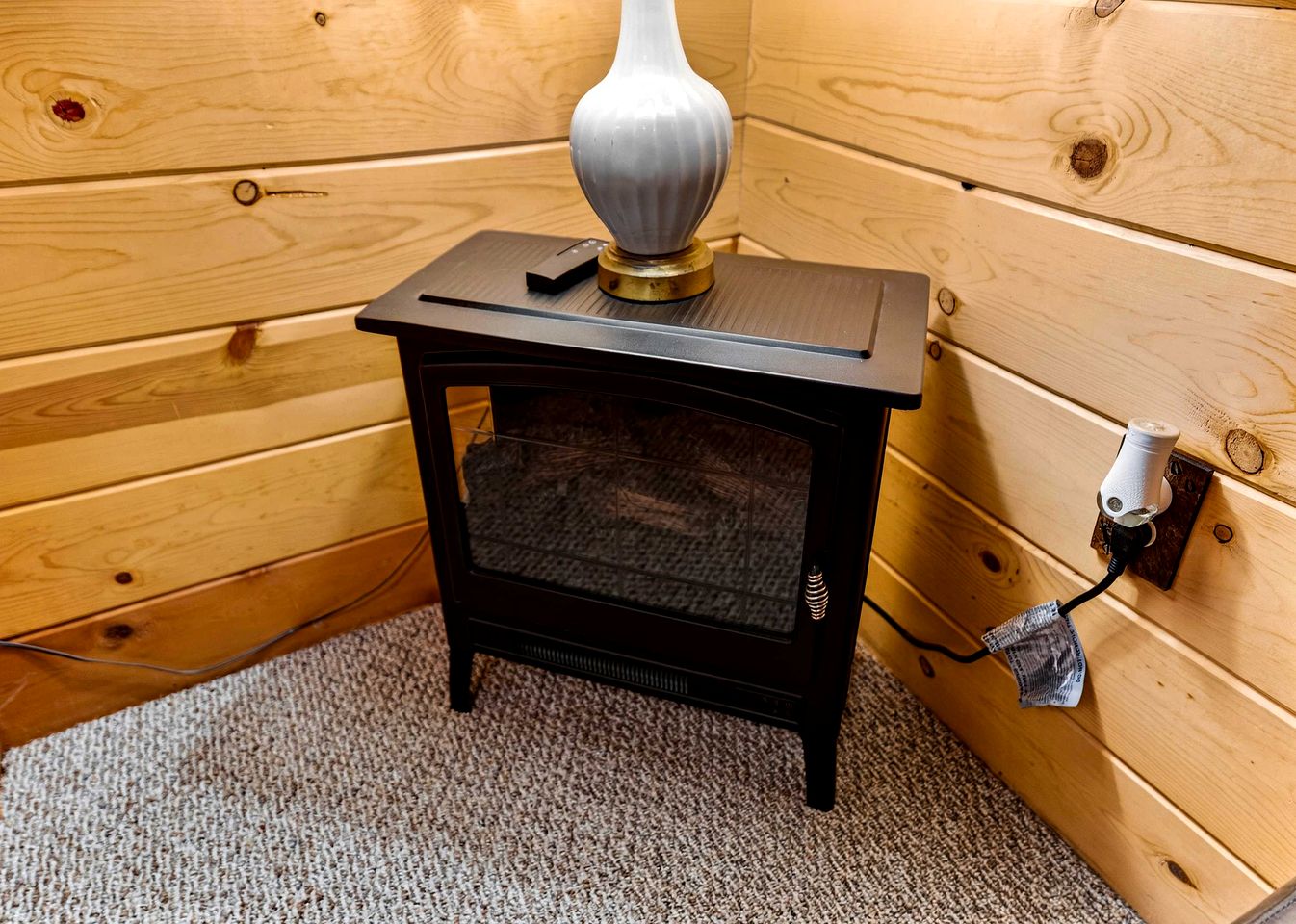 Charming Cabin Getaway with Loft Hangout & Outdoor Oasis in Cabins, West Virginia