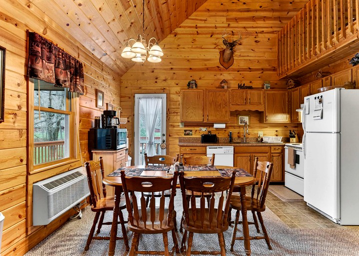 Cabins (United States of America, --, West Virginia)