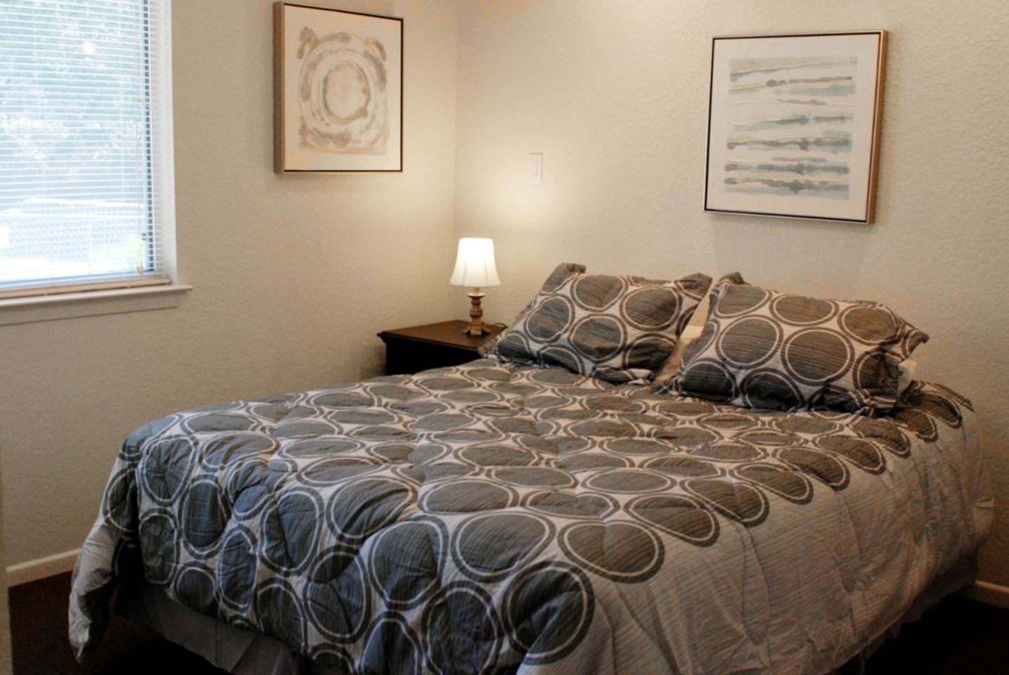 Waterfront Cabin Rental on the Banks of the Guadalupe River near San Antonio, Texas