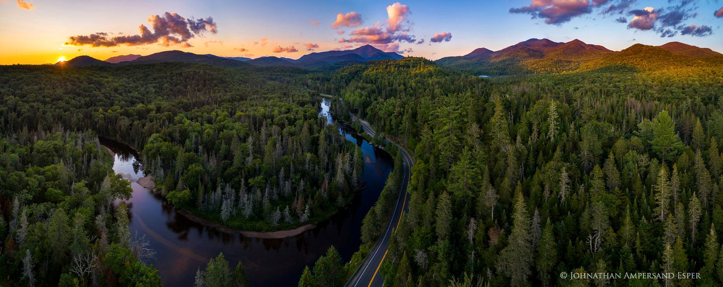River Road Loj in Lake Placid