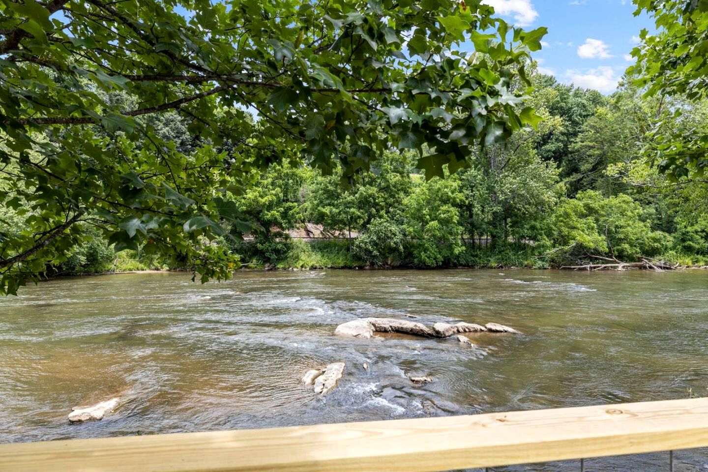 Magical Tiny House with River Views in North Carolina