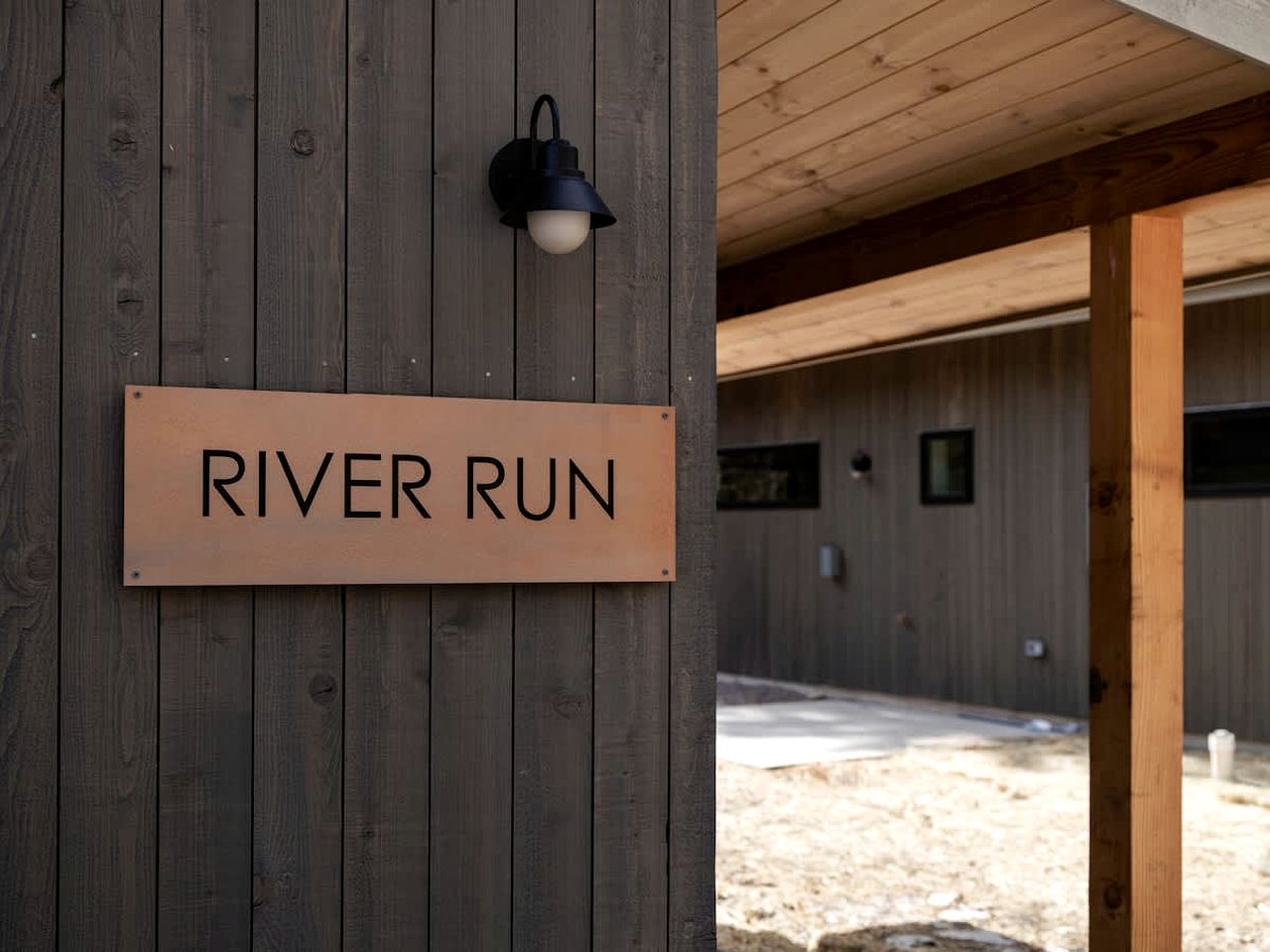 Modern-Rustic Glamping Retreat South of Denver, Perfect for a Weekend in the Mountains