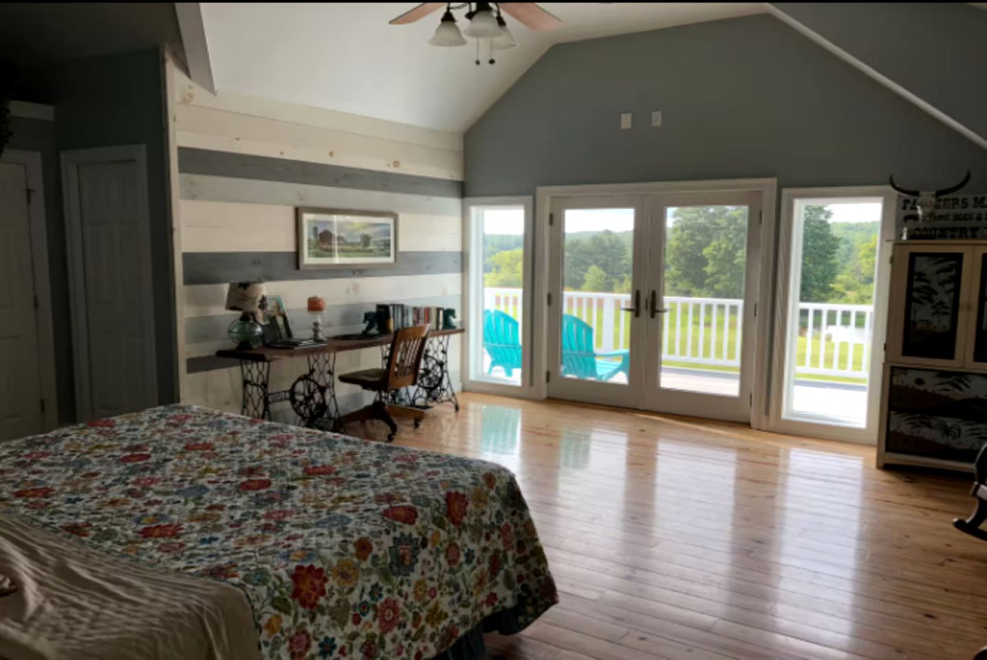 Lush Pastoral Vacation Rental Haven Near Saco River, Maine