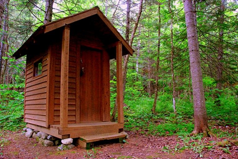 Log Cabins (Monticello, Maine, United States)