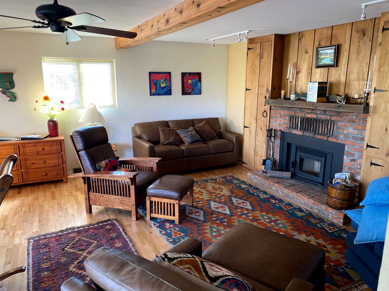 Charming Riverside Vacation Rental with Scenic Mountain Views near Ennis, Montana