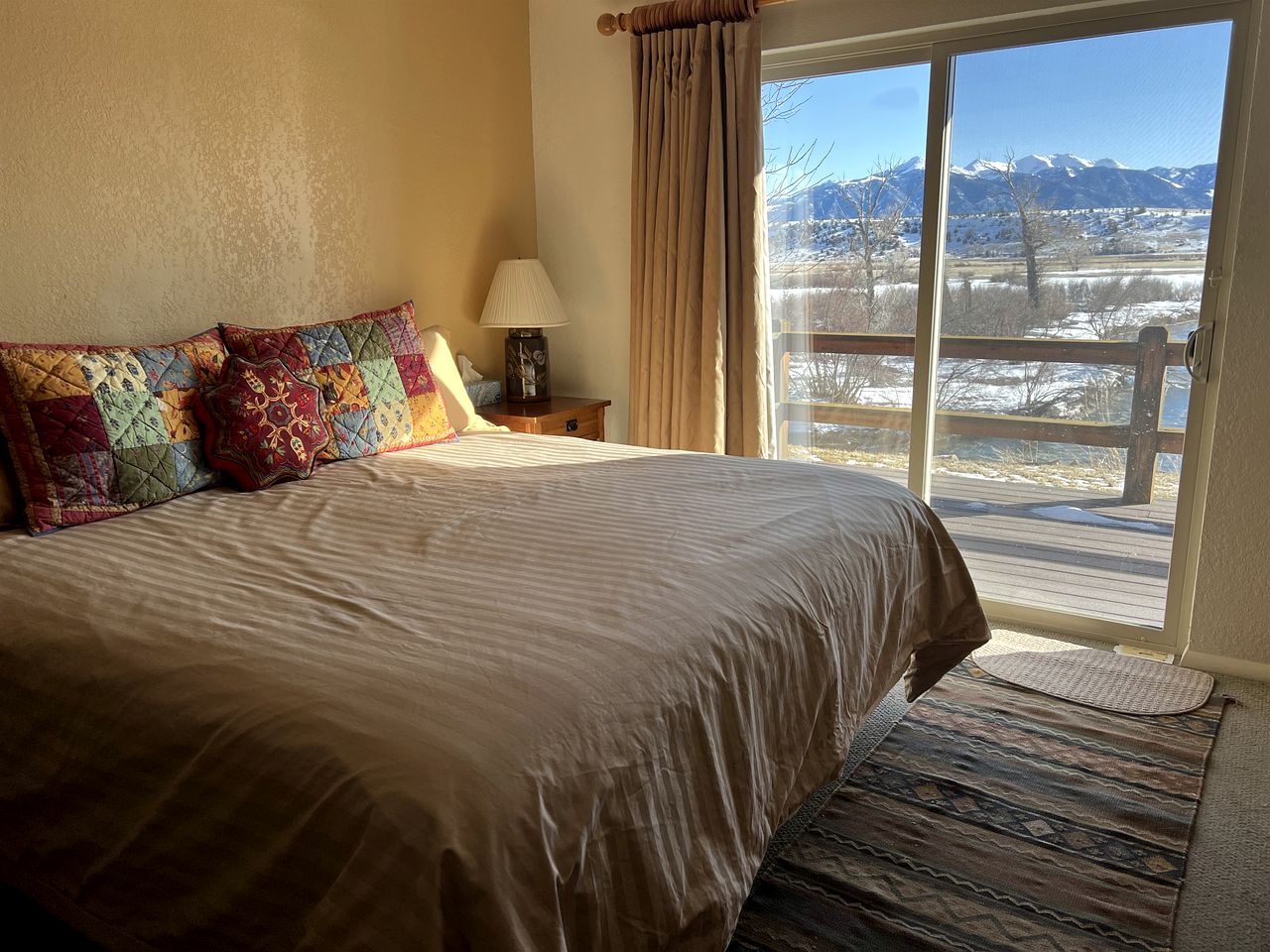 Charming Riverside Vacation Rental with Scenic Mountain Views near Ennis, Montana