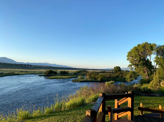 Vacation Rentals (United States of America, Ennis, Montana)