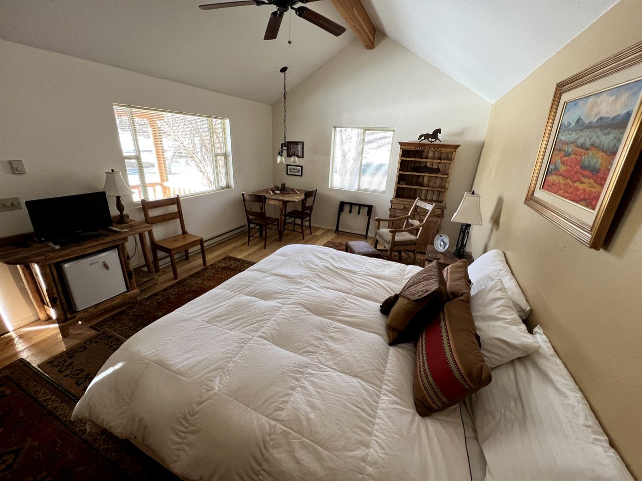 Charming Riverside Vacation Rental with Scenic Mountain Views near Ennis, Montana