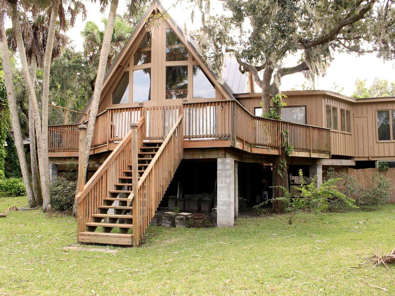 A-Frame Cabin Rental Overlooking the Cotee River in Florida